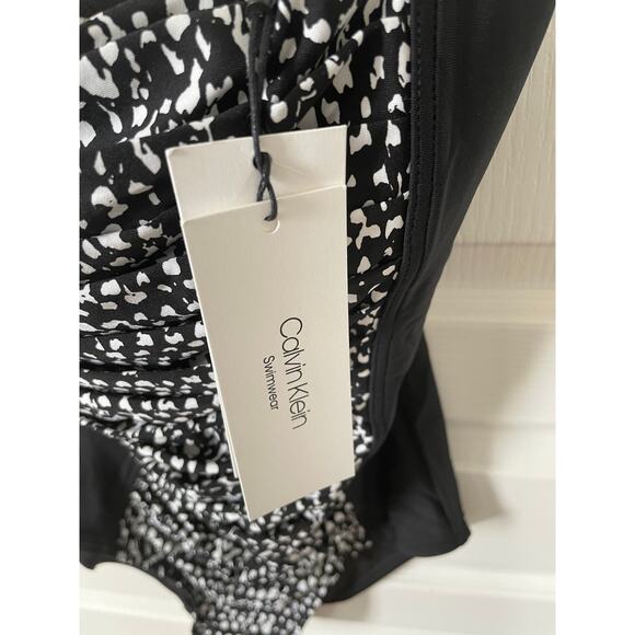 Calvin Klein Square Neck Ruched One Piece Swimsuit Black Size 4 New - Picture 5 of 8